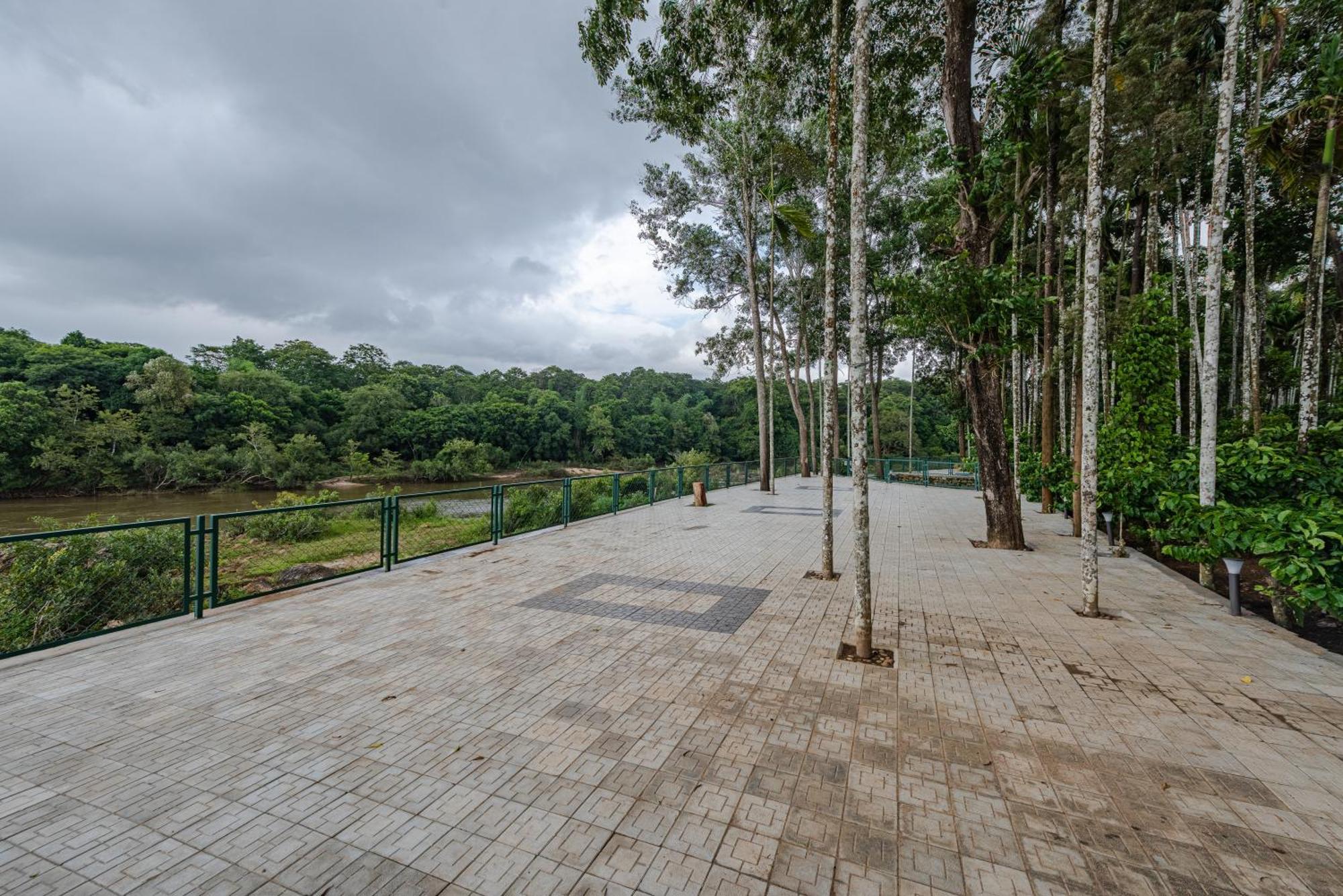 Shanthi Kunnj Riverside Exotica Chikmagalūr Eksteriør billede